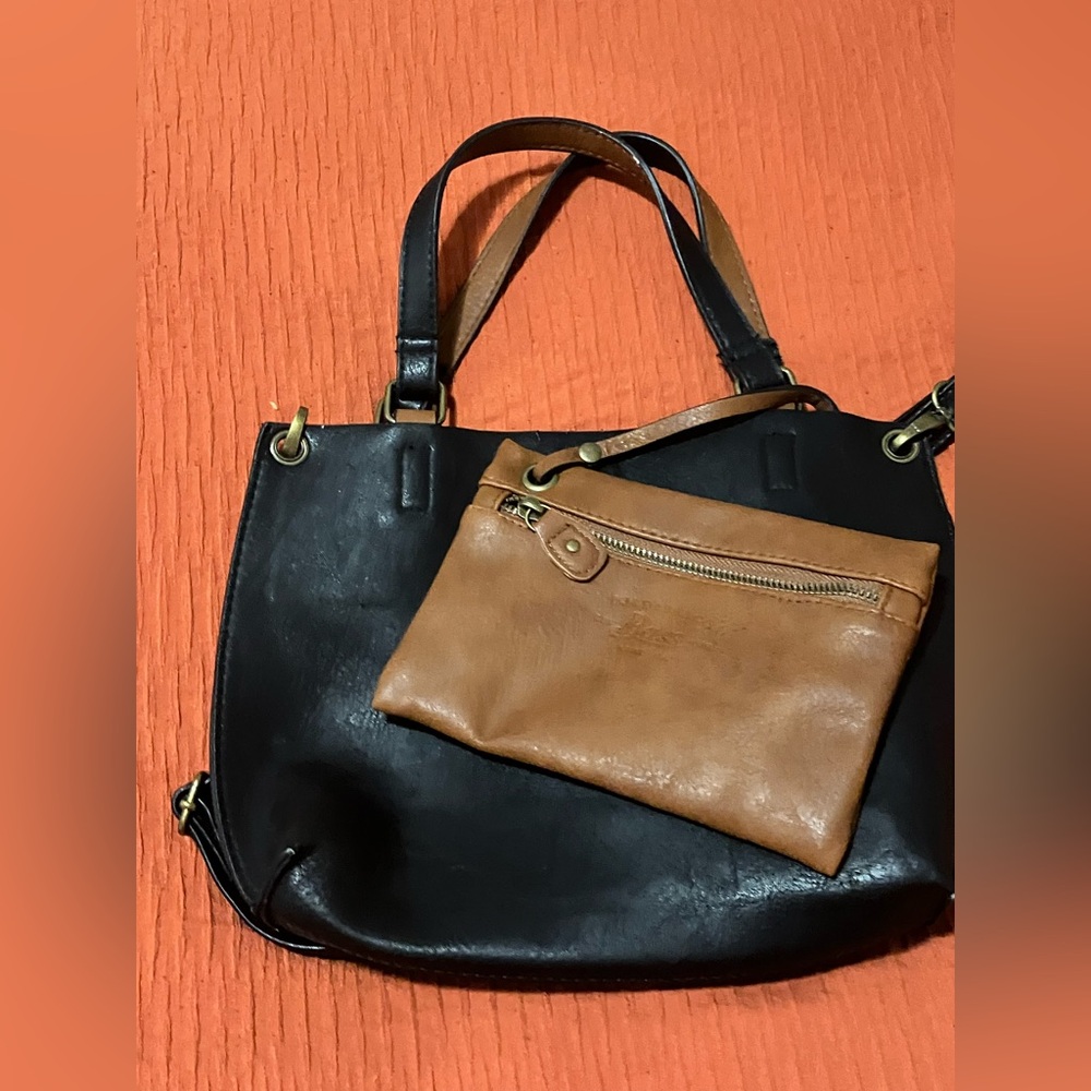 GH Bass co black genuine leather purse with attached wallet